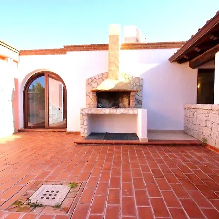Aparthotel With Private Pool In Just 500 Meters From The Sea Costa Rei