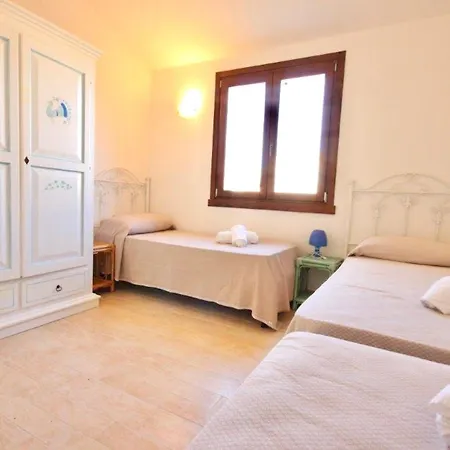 Lägenhetshotell With Private Pool In Just 500 Meters From The Sea Costa Rei