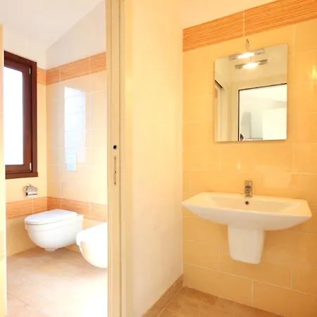 Lägenhetshotell With Private Pool In Just 500 Meters From The Sea Costa Rei